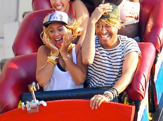 Beyonce, Coney Island Beyonce, Coney Island