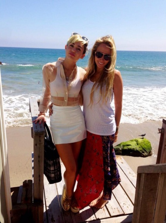 Miley Cyrus, Tish Cyrus, Billy Ray, Kat Von D Miley Cyrus, Tish Cyrus, Billy Ray, Kat Von D