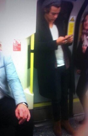 Harry Styles on the subway Harry Styles on the subway