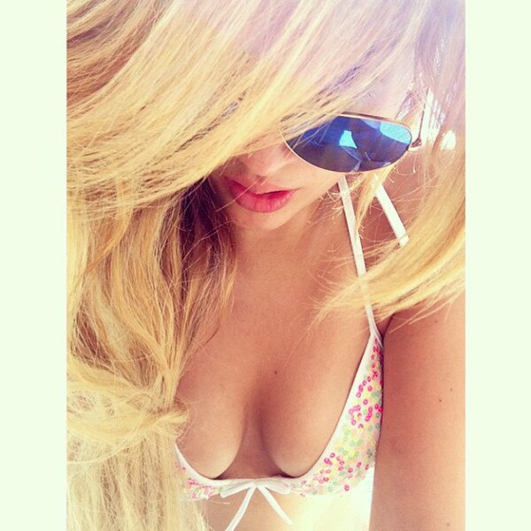 Eiza Gonzalez, Instagram Eiza Gonzalez, Instagram