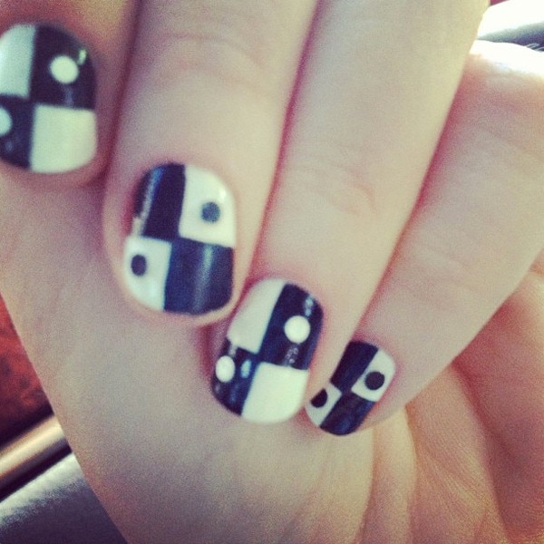 Zooey Deschanel, Manicure, Emmy Awards 2013 Zooey Deschanel, Manicure, Emmy Awards 2013
