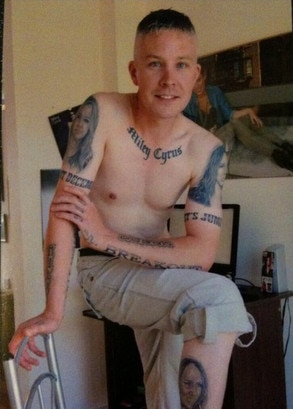 Carl McCoid, Miley Cyrus, tatuajes Carl McCoid, Miley Cyrus, tatuajes