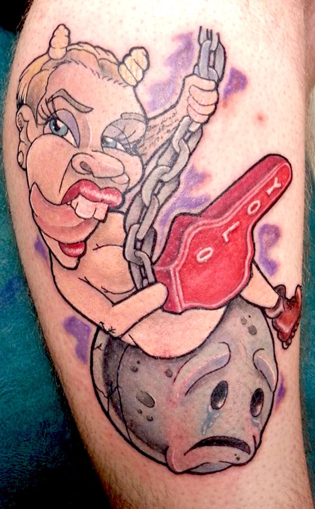 Miley Cyrus, Tattoo Miley Cyrus, Tattoo