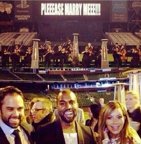 Kim Kardashian, Kanye West, noivado Kardashian e Kanye West Kim Kardashian, Kanye West, noivado Kardashian e Kanye West