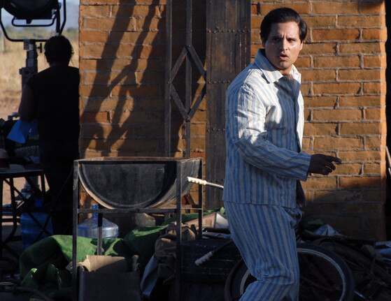 Chavez, Diego Luna Chavez, Diego Luna