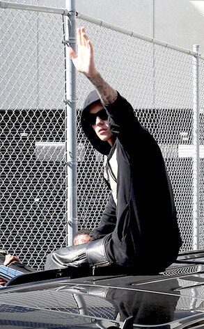 Justin Bieber, Waving Justin Bieber, Waving