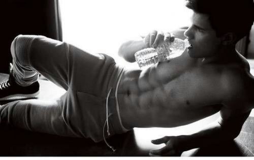 Taylor Lautner fotos sem camisa GIF Taylor Lautner fotos sem camisa GIF