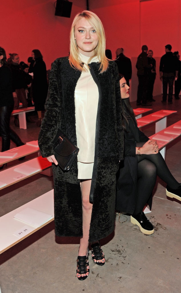 NYFW, Front Row, Dakota Fanning NYFW, Front Row, Dakota Fanning
