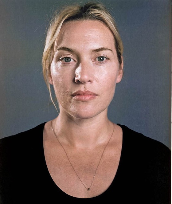Scarlett Johansson e Kate Winslet com e sem maquiagem Scarlett Johansson e Kate Winslet com e sem maquiagem