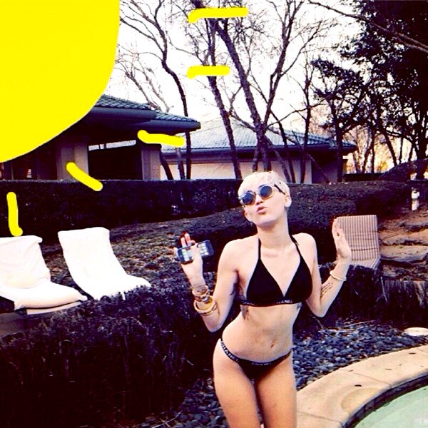 Miley Cyrus, Bikini Miley Cyrus, Bikini