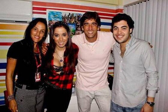 Anitta e Tuka carvalho Anitta e Tuka carvalho