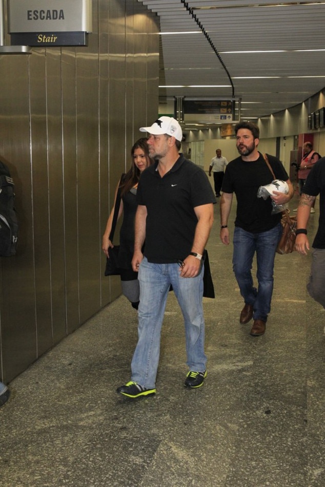 Russell Crowe desembarca no Brasil para divulgar Noé Russell Crowe desembarca no Brasil para divulgar Noé
