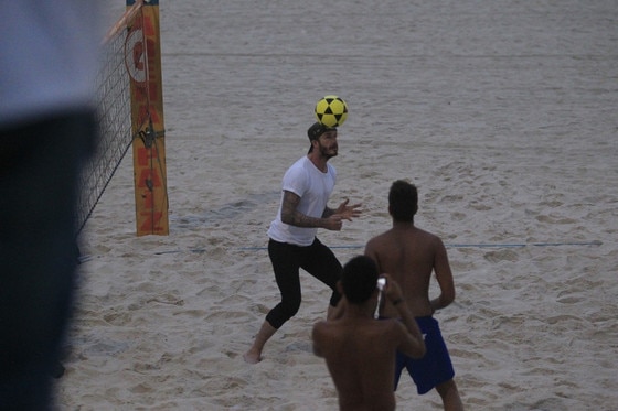 David Beckham joga fut volei praia Rio de Janeiro David Beckham joga fut volei praia Rio de Janeiro