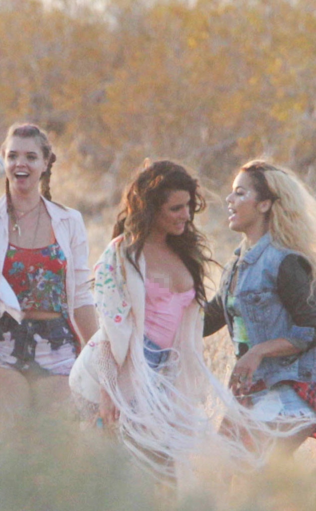 Lea Michele, Nip Slip Lea Michele, Nip Slip