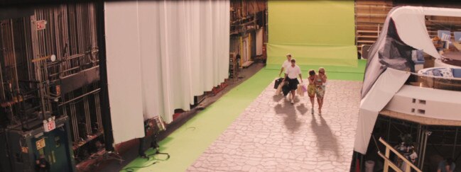 BEFORE AND AFTER THE VISUAL EFFECTS IN BLOCKBUSTER FILMS BEFORE AND AFTER THE VISUAL EFFECTS IN BLOCKBUSTER FILMS