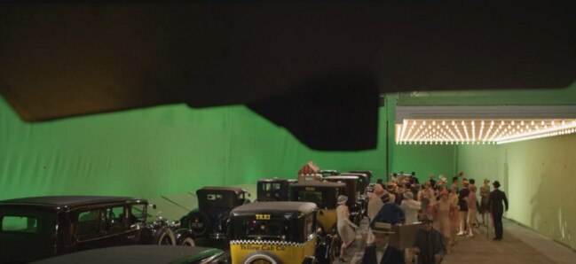 BEFORE AND AFTER THE VISUAL EFFECTS IN BLOCKBUSTER FILMS BEFORE AND AFTER THE VISUAL EFFECTS IN BLOCKBUSTER FILMS