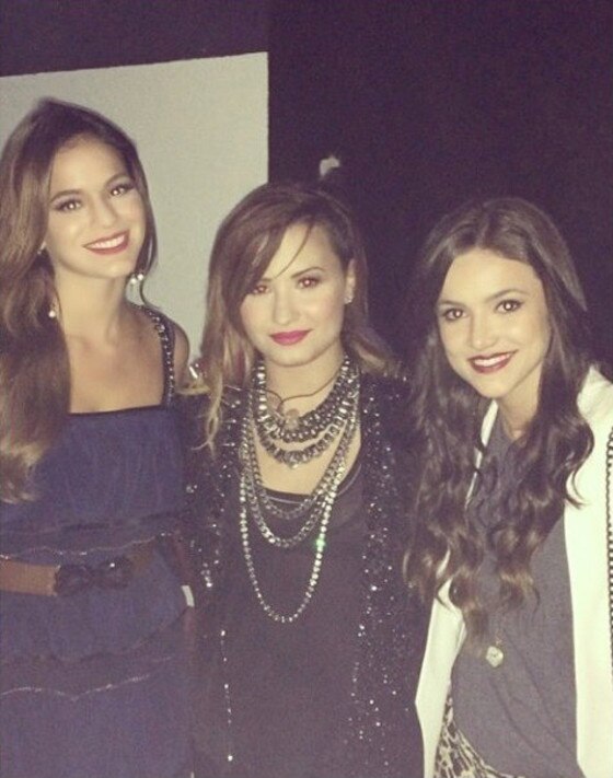 Bruna Marquezine publica foto com Demi Lovato Bruna Marquezine publica foto com Demi Lovato