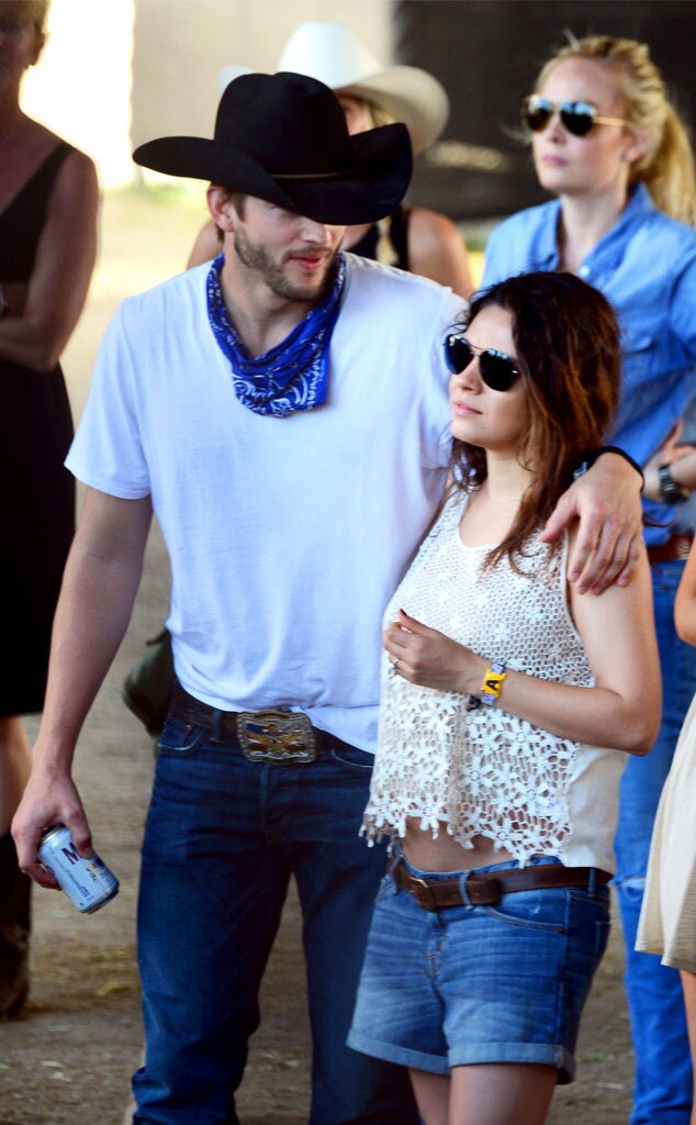 Mila Kunis, Ashton Kutcher Mila Kunis, Ashton Kutcher