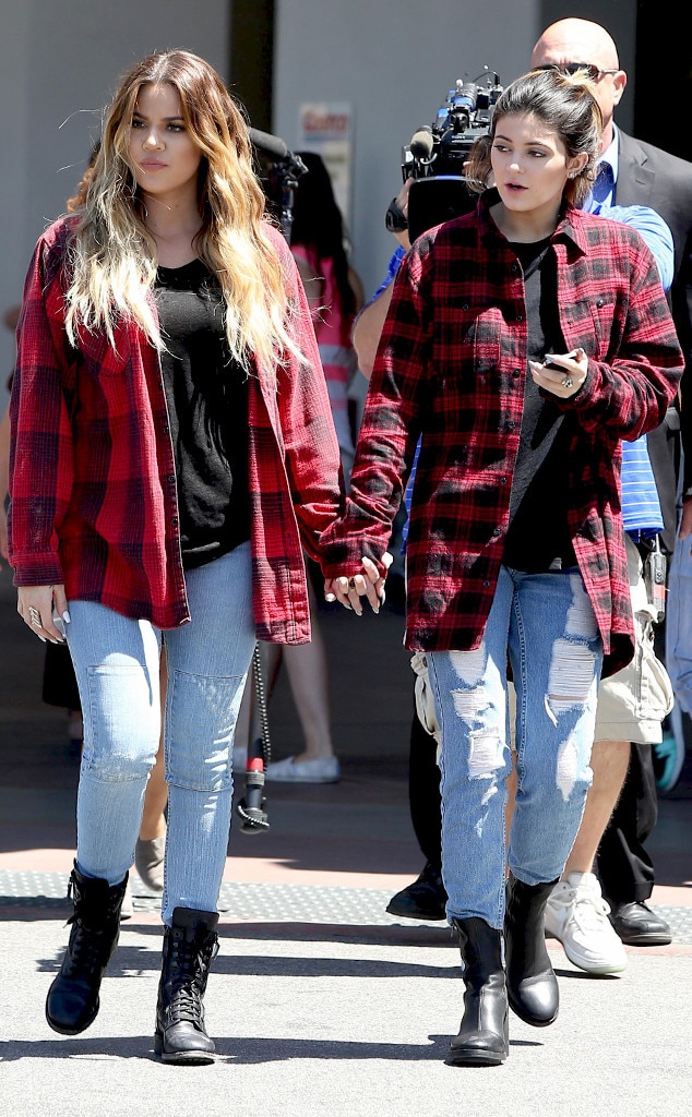 Khloe Kardashian, Kylie Jenner Khloe Kardashian, Kylie Jenner