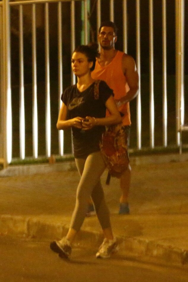 Isis Valverde e suposto novo affair Isis Valverde e suposto novo affair