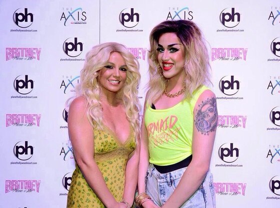 Britney Spears, Adore Delano Britney Spears, Adore Delano