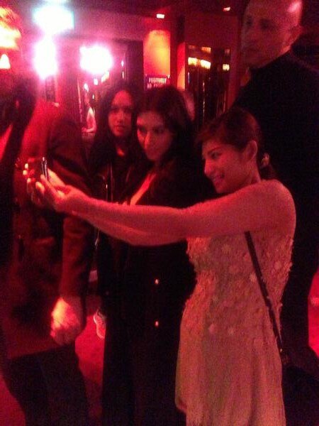 Kim Kardashian stripper club Kim Kardashian stripper club