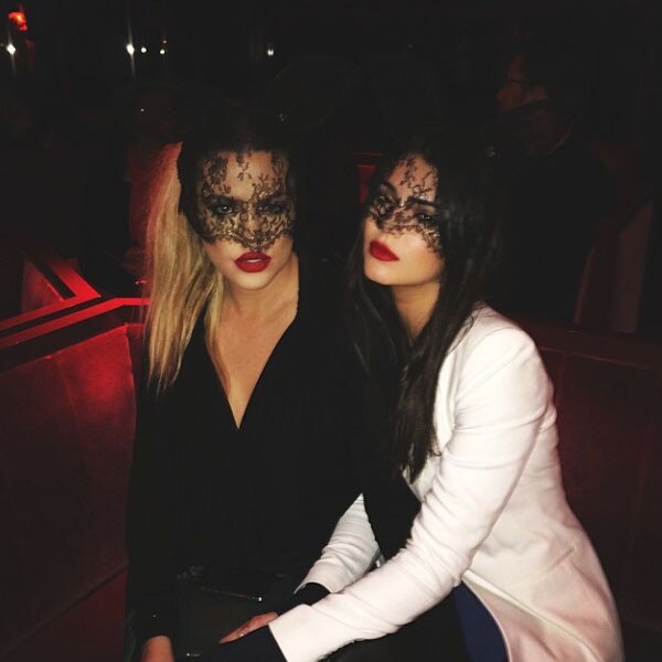 Khloe Kardashian, Kendall Jenner, Instagram Khloe Kardashian, Kendall Jenner, Instagram