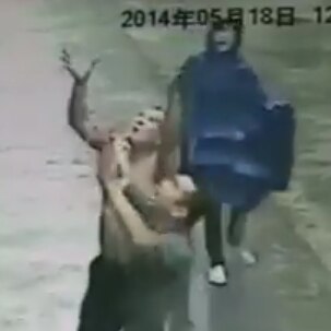 Caída bebé Caída bebé