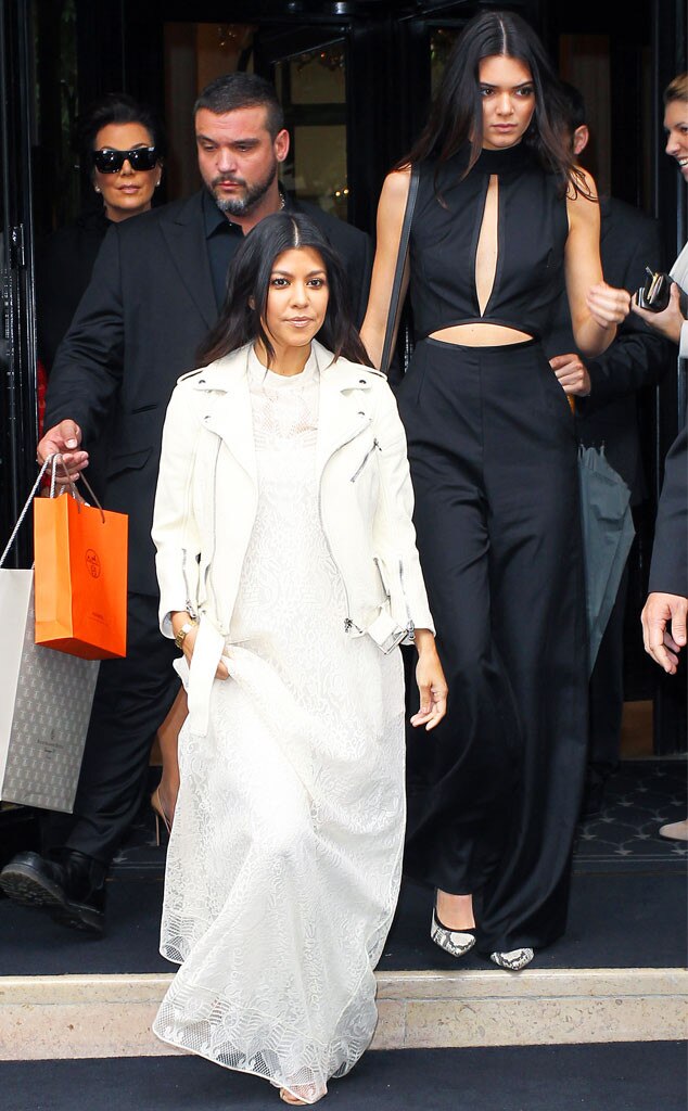Kourtney Kardashian, Kendall Jenner Kourtney Kardashian, Kendall Jenner