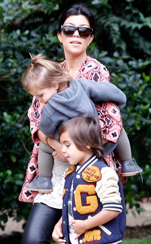 Kourtney Kardashian, Scott Disick, Mason, Penelope Kourtney Kardashian, Scott Disick, Mason, Penelope