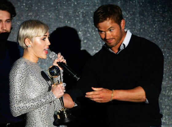 Miley Cyrus, Kellan Lutz Miley Cyrus, Kellan Lutz