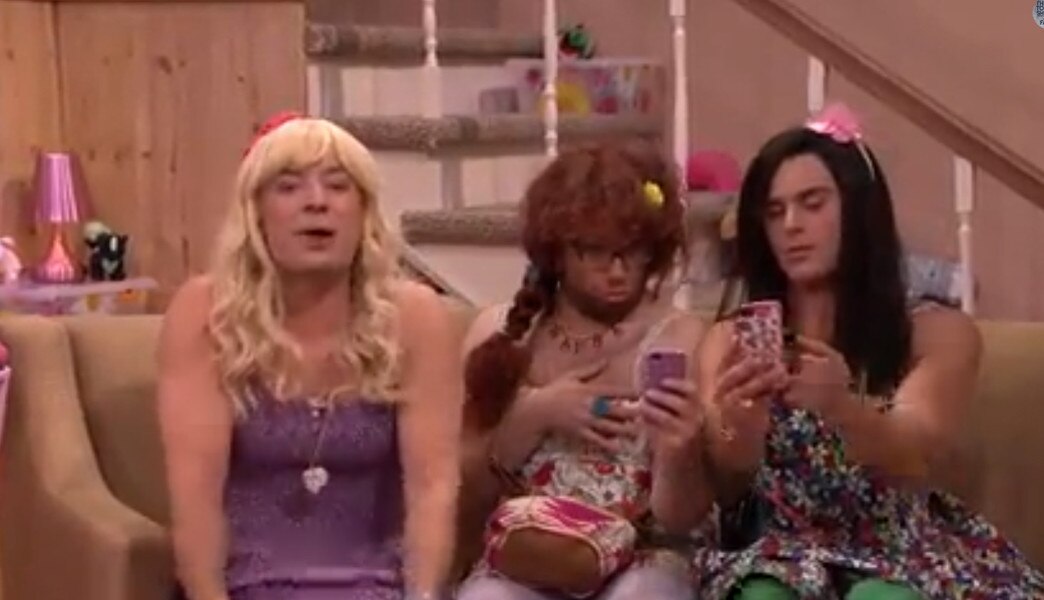 Zac Efron e Seth Rogen se vestem de mulher para programa Zac Efron e Seth Rogen se vestem de mulher para programa