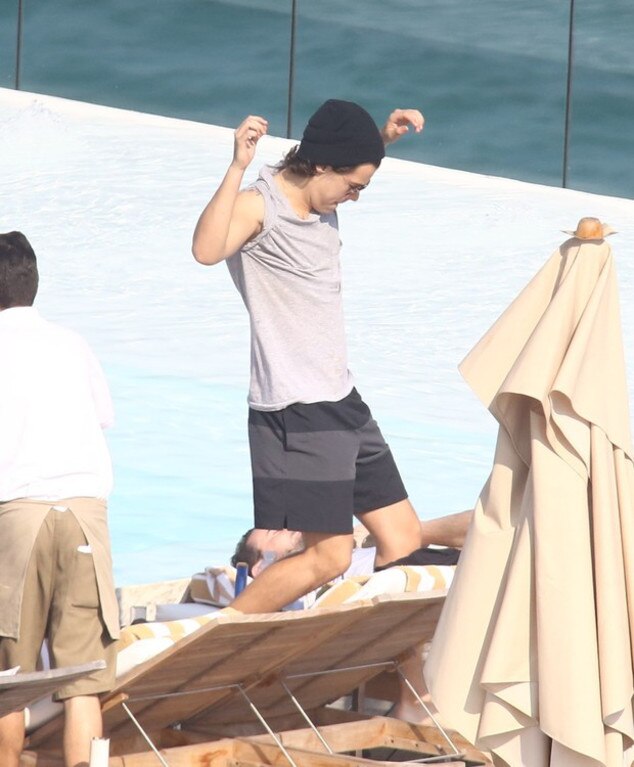 One Direction curte dia na piscina One Direction curte dia na piscina