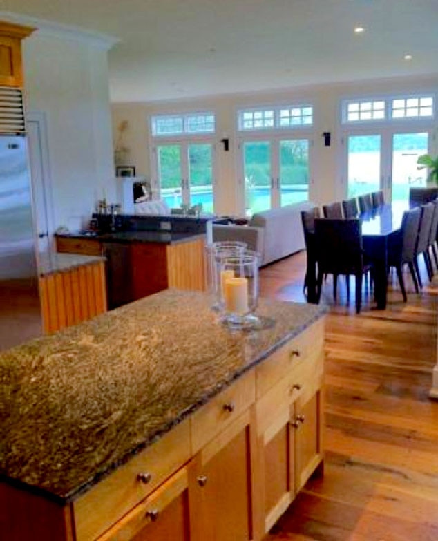 Khloe Kardashian, Kourtney Kardashian, Hamptons Home Khloe Kardashian, Kourtney Kardashian, Hamptons Home