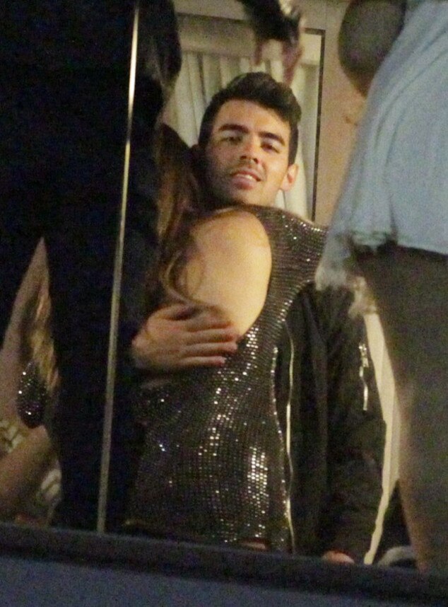 Giovanna Lancellotti e Joe Jonas Giovanna Lancellotti e Joe Jonas