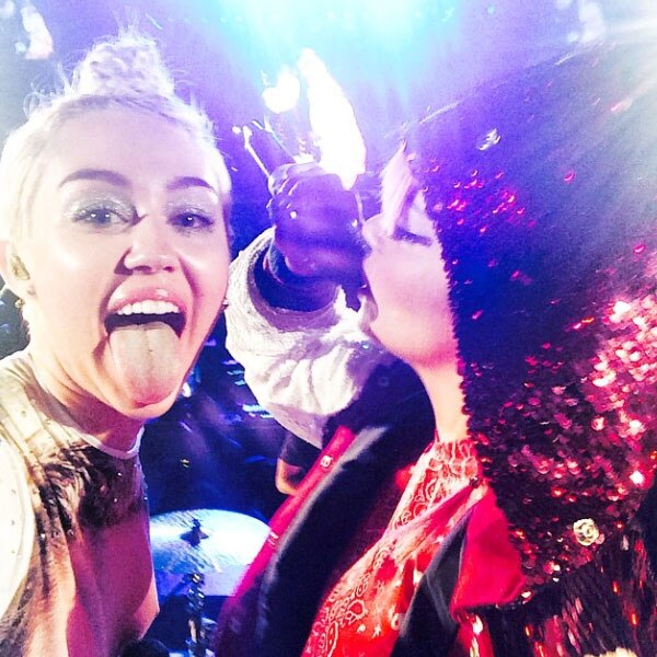 Miley Cyrus, Lily Allen, Instagram Miley Cyrus, Lily Allen, Instagram