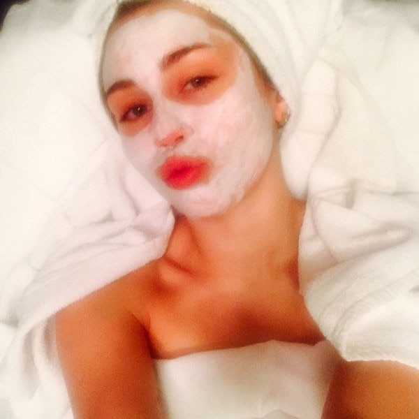 Celebrity Facials, Miley Cyrus Celebrity Facials, Miley Cyrus