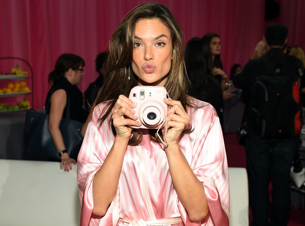 Alessandra Ambrosio, Victoria Alessandra Ambrosio, Victoria