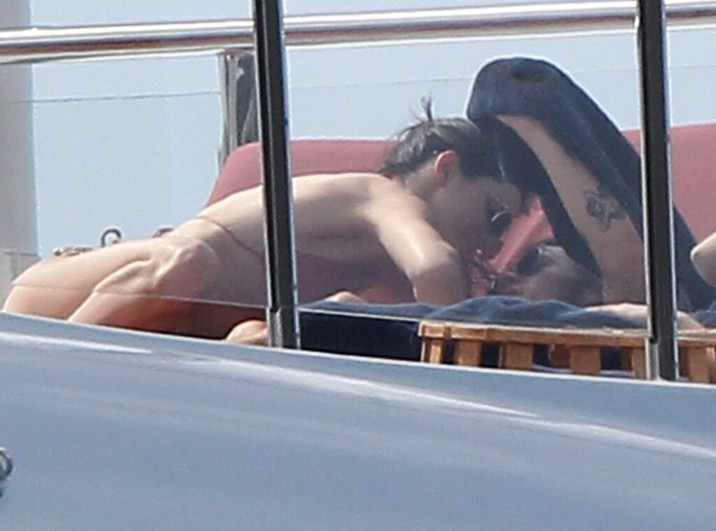 Kendall Jenner, Harry Styles, PDA Kendall Jenner, Harry Styles, PDA