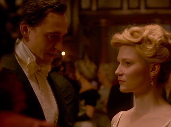 Watch Crimson Peak Online (2017)