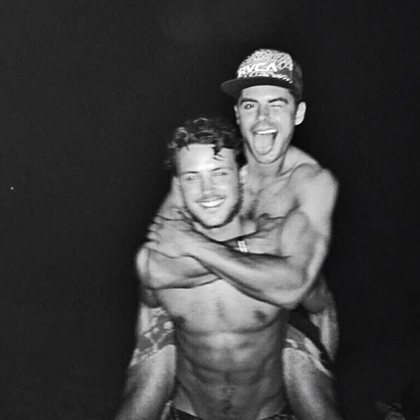 Él es el hermano de Zac Efron y no creerás cómo luce - Imagen 1