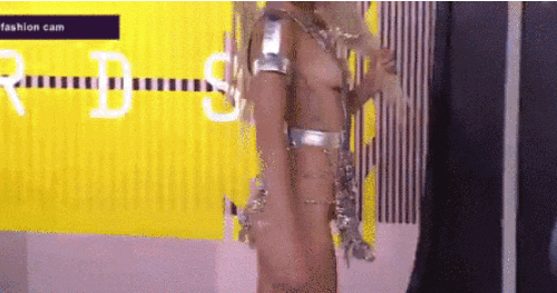 Miley Cyrus MTV VMAs GIFs Miley Cyrus MTV VMAs GIFs