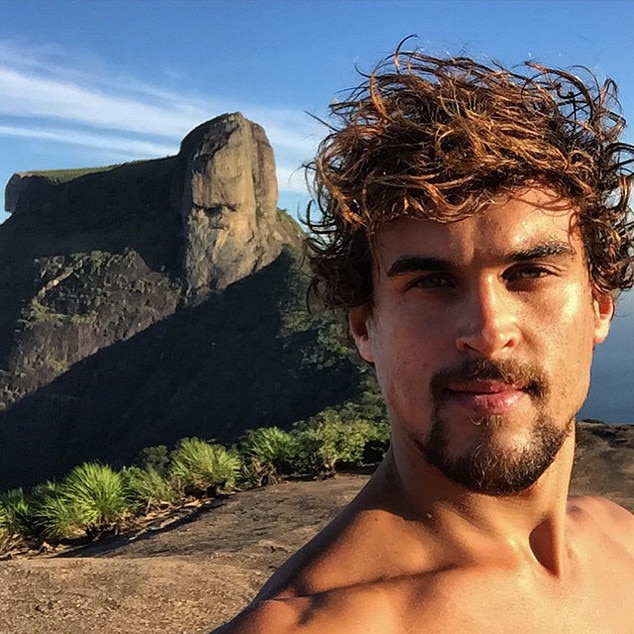 O que você precisa saber sobre Felipe Roque, ator de A Regra do Jogo