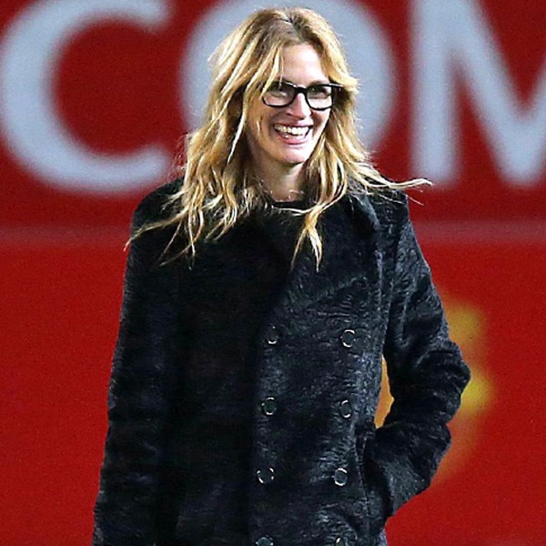 Here's What Julia Roberts Makes for Her Kids' Soccer Games