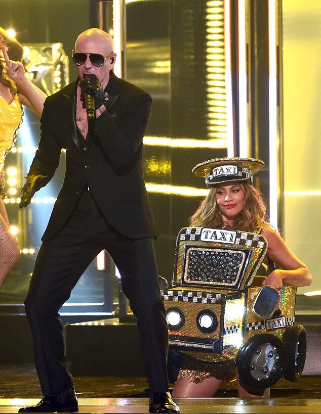 Pitbull, Sofia Vergara, 2016 Grammy Awards, Show Pitbull, Sofia Vergara, 2016 Grammy Awards, Show