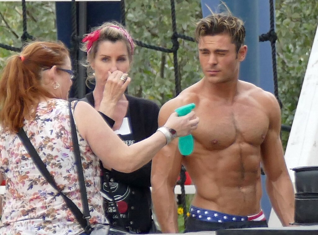 SUERTUDA: Esta mujer tiene el mejor trabajo del mundo, tocar a Zac Efron - Imagen 1