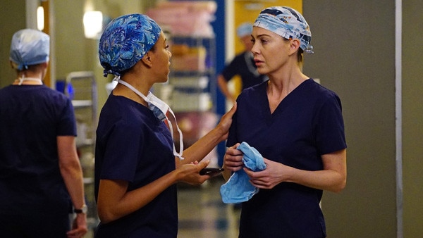 Kelly McCreary, Ellen Pompeo, Greys Anatomy, Double Teaser Kelly McCreary, Ellen Pompeo, Greys Anatomy, Double Teaser
