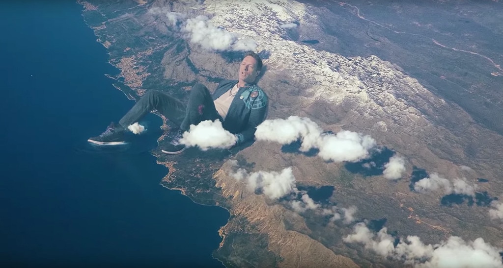 Coldplay, Chris Martin, "Up&Up" Music Video Coldplay, Chris Martin, "Up&Up" Music Video