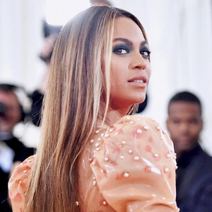 ESC: Sleek Hair, Beyonce