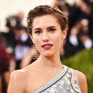 ESC: Met Gala 2016, Beauty, Allison Williams